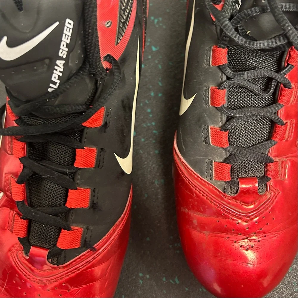 Nike Alpha Speed Football Cleats, Red/Black, Size 9 - Picture 3 of 11